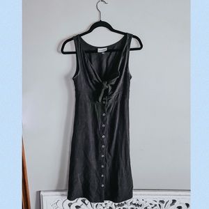 EUC Universal Thread Front bow Dress in Black 🖤